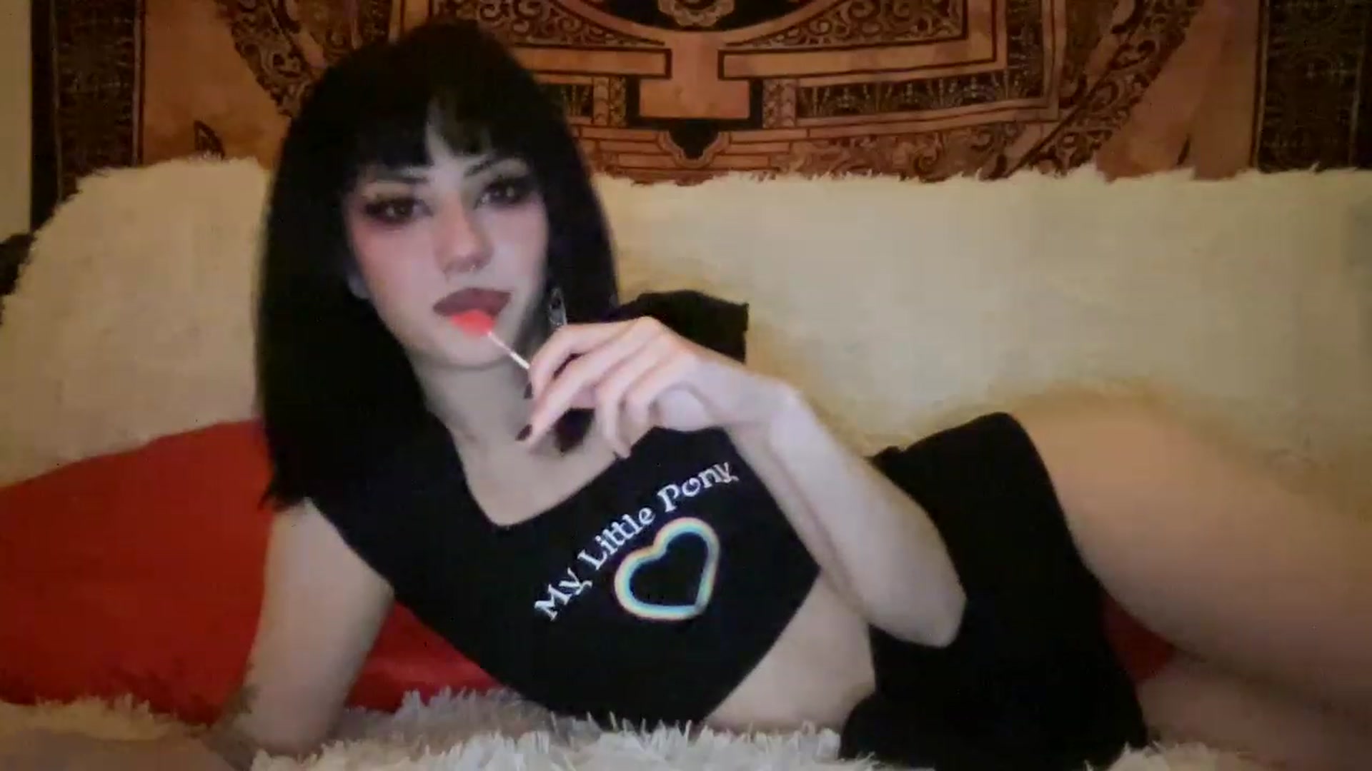 Gallery image thumbnail from Cherry_Bomb0's myfreecams stream on, 02/14/2023, 06:42 image 2 of 20