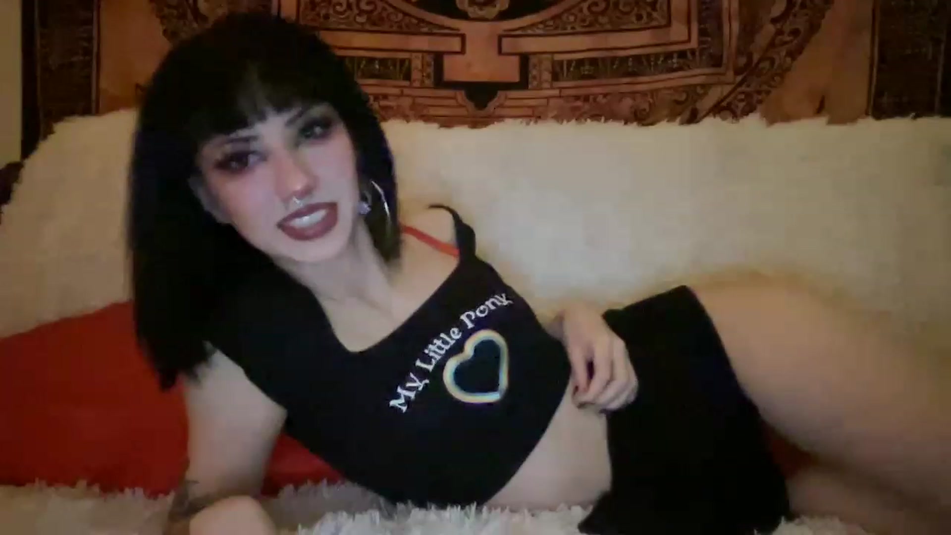 Gallery image thumbnail from Cherry_Bomb0's myfreecams stream on, 02/14/2023, 06:42 image 11 of 20