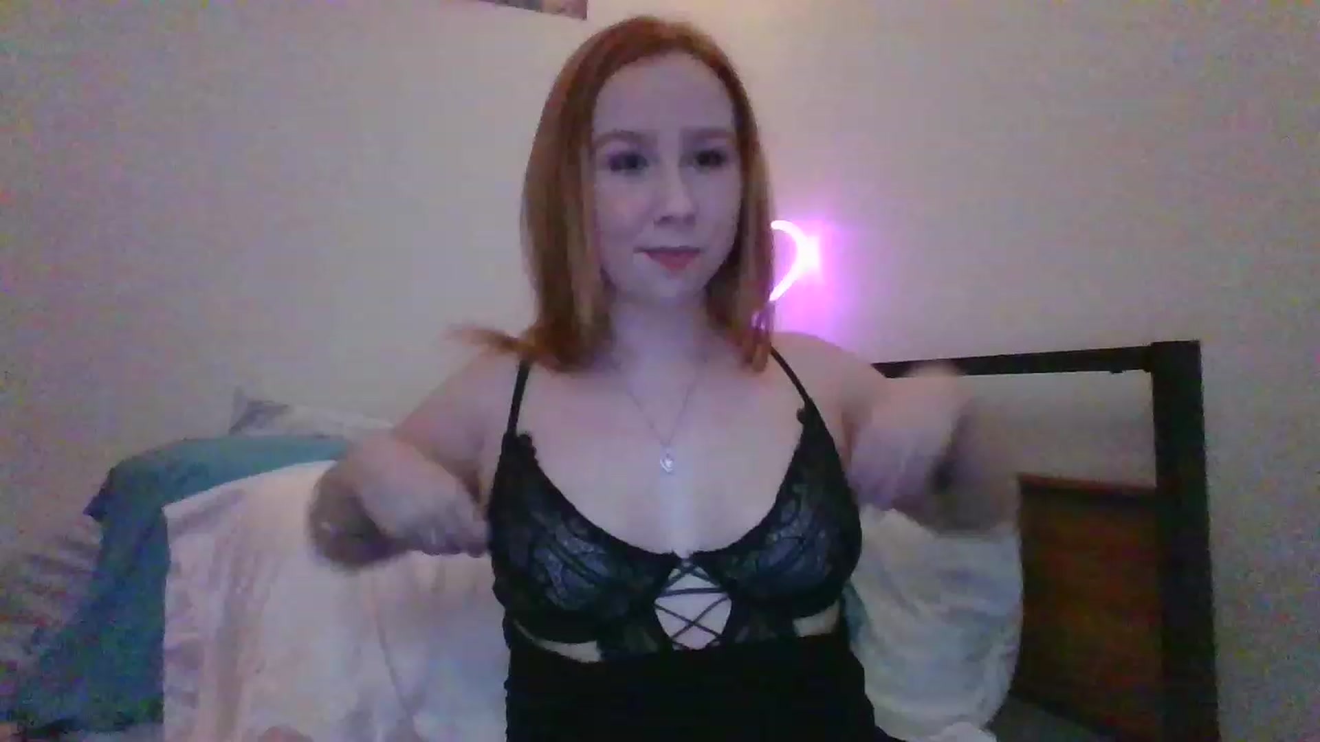Gallery image thumbnail from Cherry_Bomb_X's myfreecams stream on, 12/02/2022, 03:25 image 1 of 20
