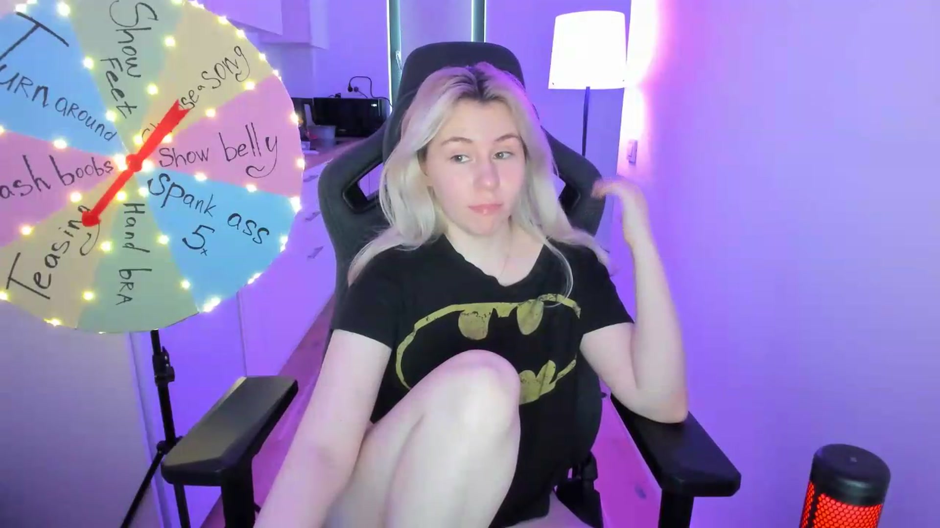 Gallery image thumbnail from Cherry_Iwe's myfreecams stream on, 06/27/2026, 09:11 image 4 of 20