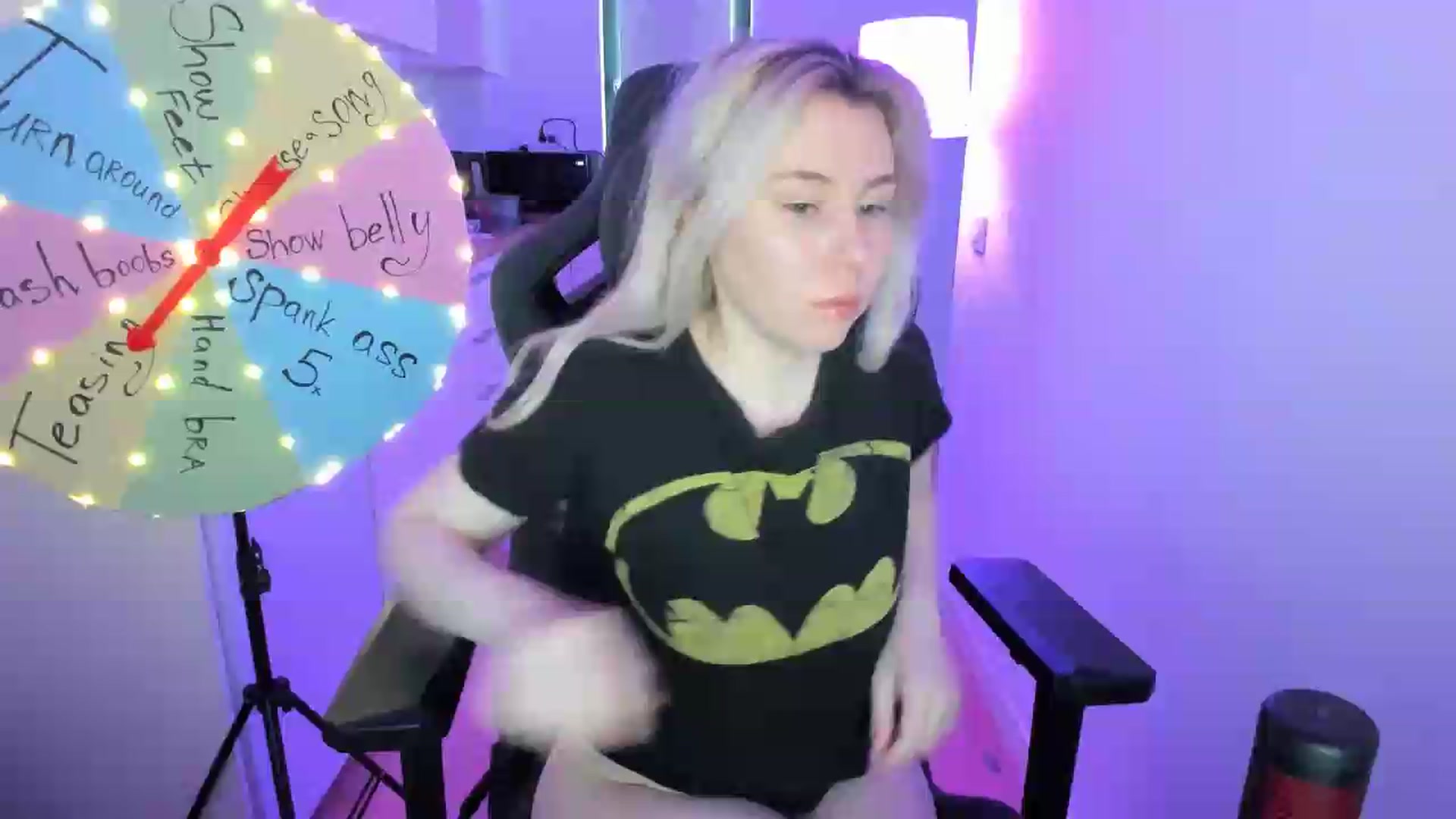 Gallery image thumbnail from Cherry_Iwe's myfreecams stream on, 06/27/2026, 09:11 image 2 of 20