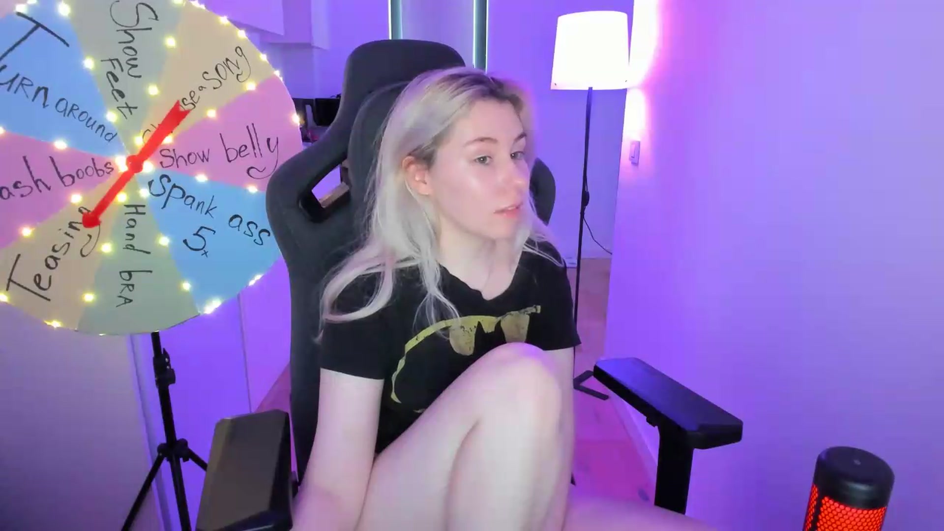 Gallery image thumbnail from Cherry_Iwe's myfreecams stream on, 06/27/2026, 09:11 image 6 of 20
