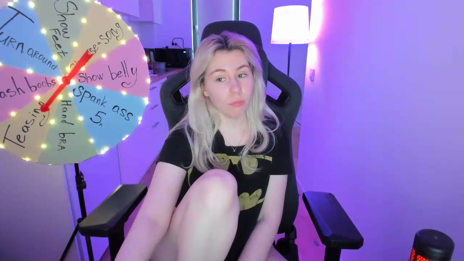Gallery image thumbnail from Cherry_Iwe's myfreecams stream on, 06/27/2026, 09:11 image 15 of 20