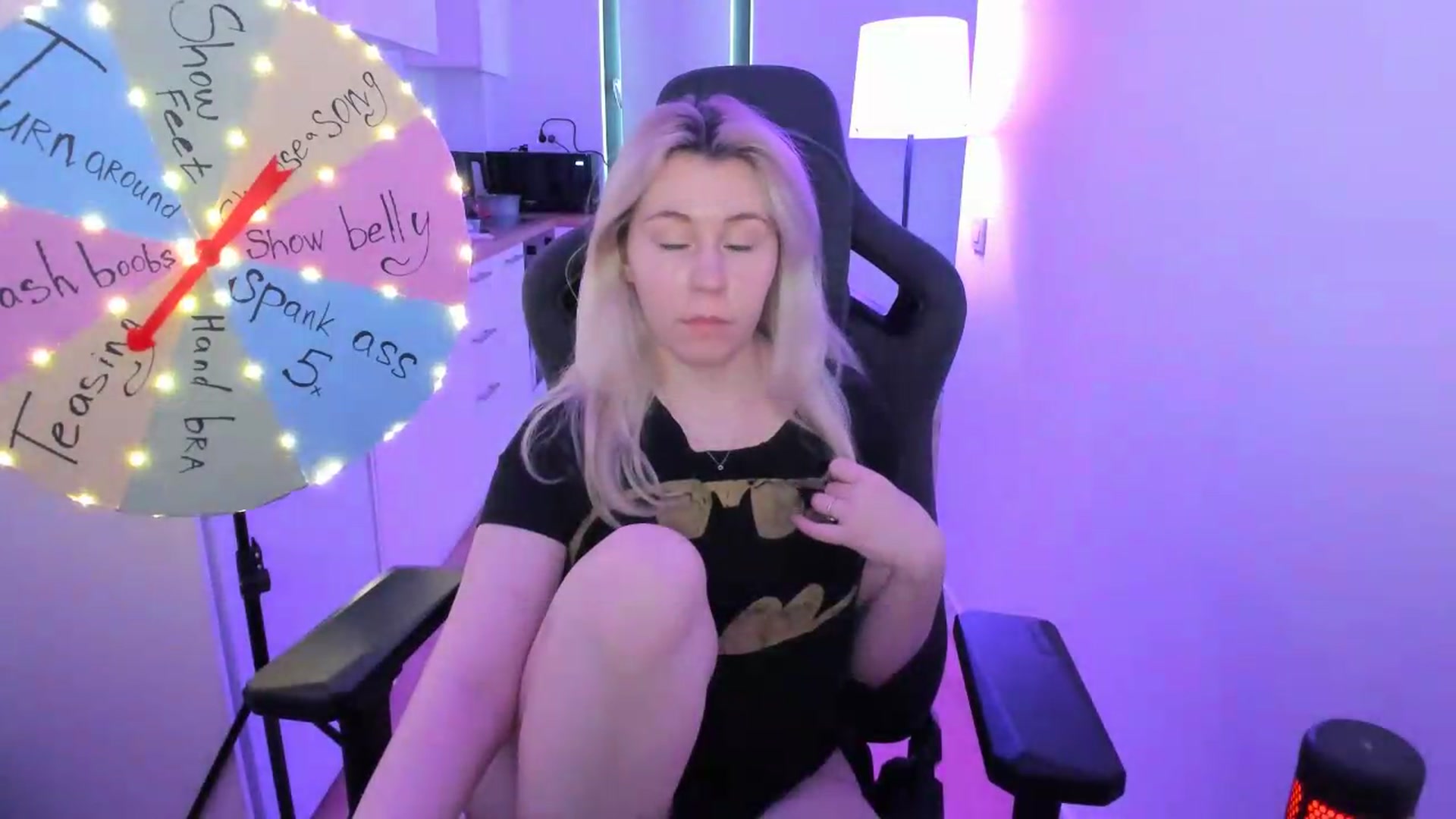 Gallery image thumbnail from Cherry_Iwe's myfreecams stream on, 06/27/2026, 09:11 image 17 of 20