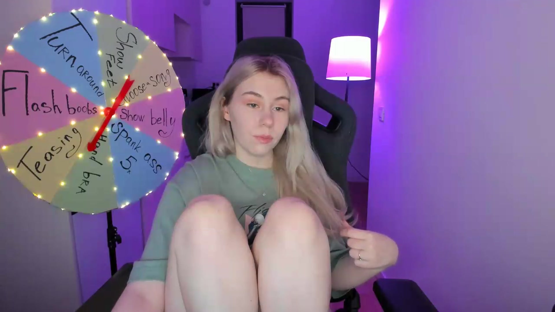Gallery image thumbnail from Cherry_Iwe's myfreecams stream on, 07/19/2026, 18:48 image 2 of 20
