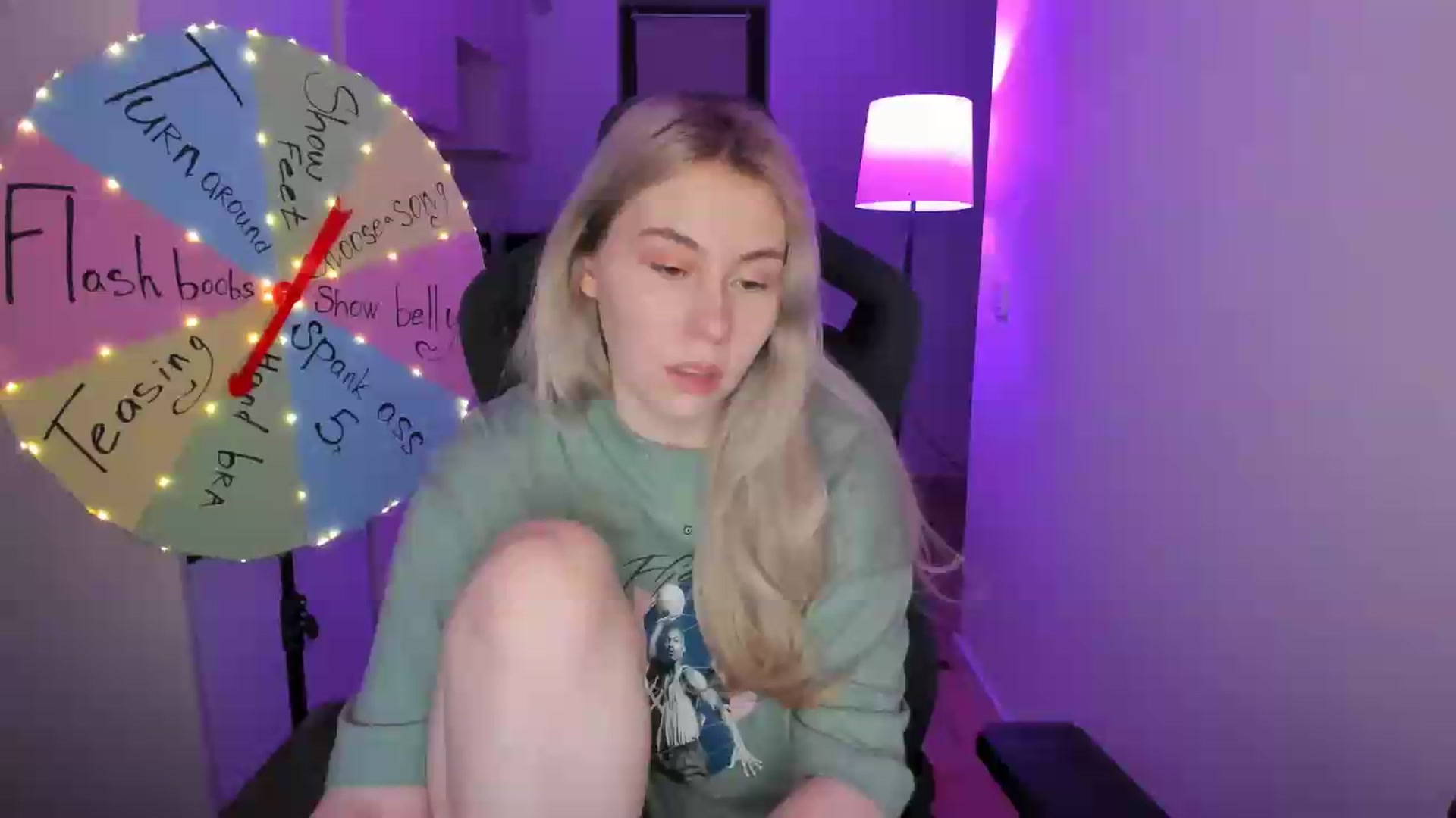 Gallery image thumbnail from Cherry_Iwe's myfreecams stream on, 07/19/2026, 18:48 image 4 of 20