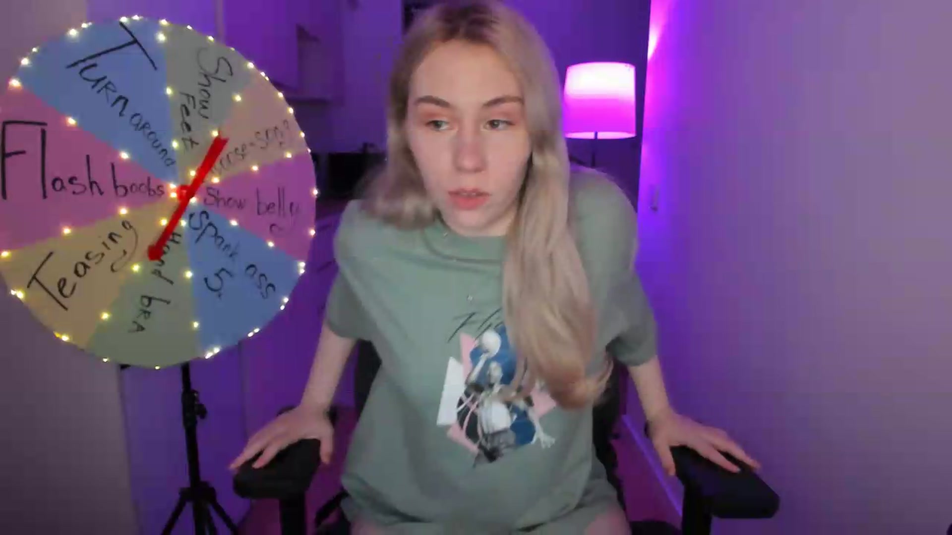 Gallery image thumbnail from Cherry_Iwe's myfreecams stream on, 07/19/2026, 18:48 image 7 of 20