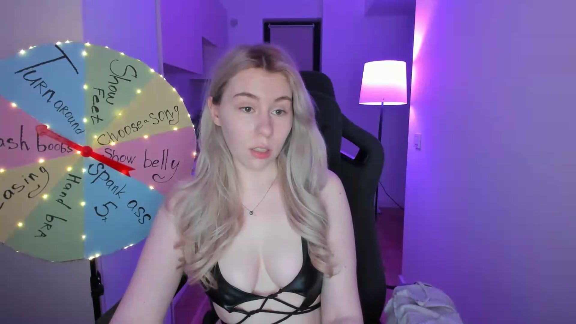 Gallery image thumbnail from Cherry_Iwe's myfreecams stream on, 07/21/2026, 19:14 image 18 of 20