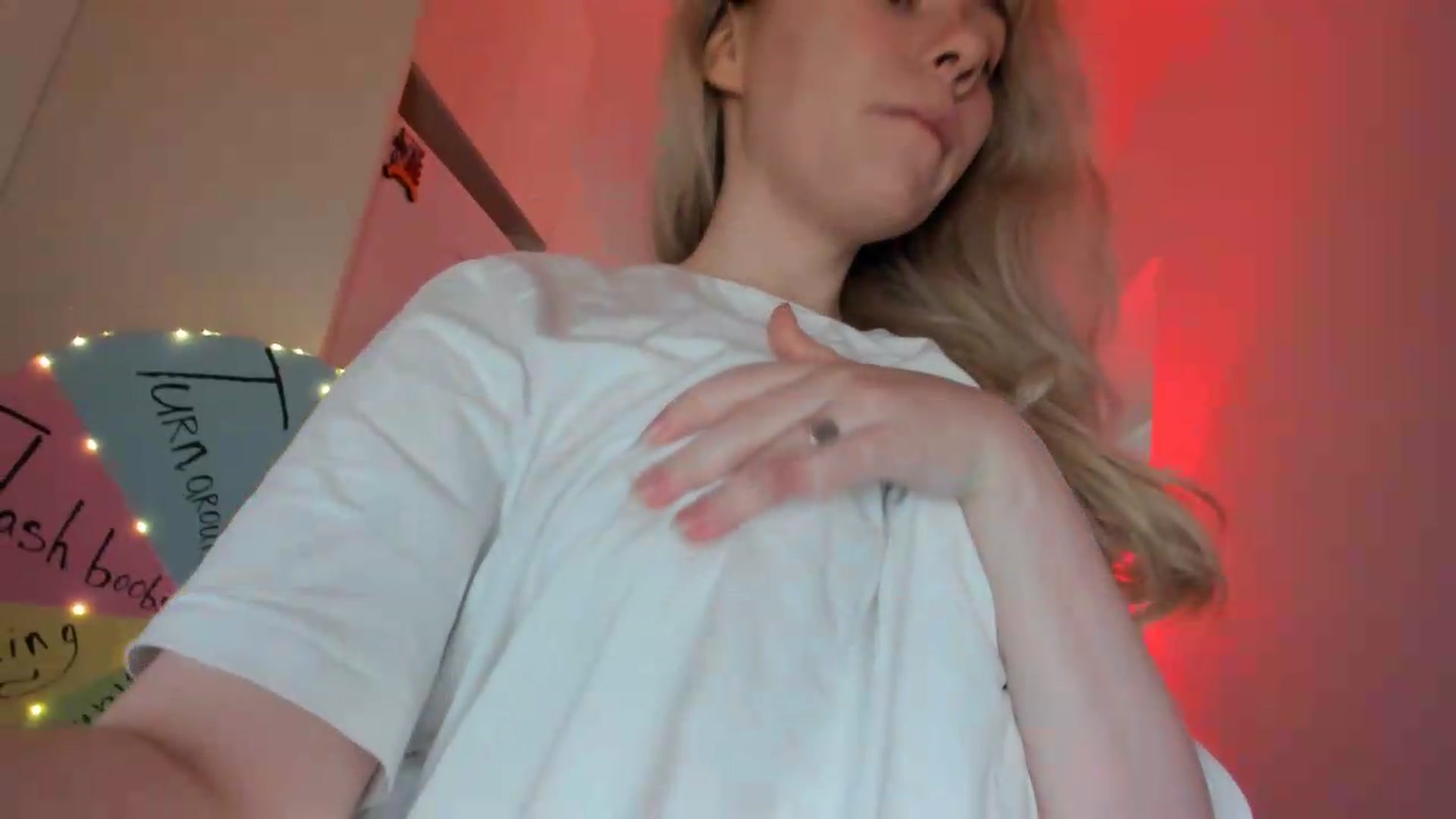 Gallery image thumbnail from Cherry_Iwe's myfreecams stream on, 07/24/2026, 08:38 image 14 of 20