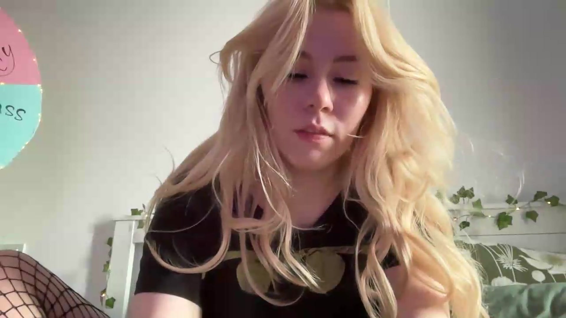 Gallery image thumbnail from Cherry_Iwe's myfreecams stream on, 08/30/2026, 15:47 image 8 of 20