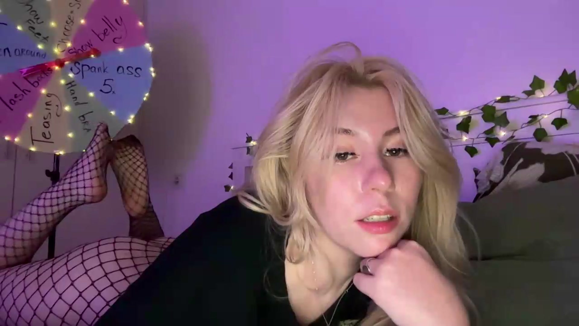 Gallery image thumbnail from Cherry_Iwe's myfreecams stream on, 08/30/2026, 19:40 image 9 of 20