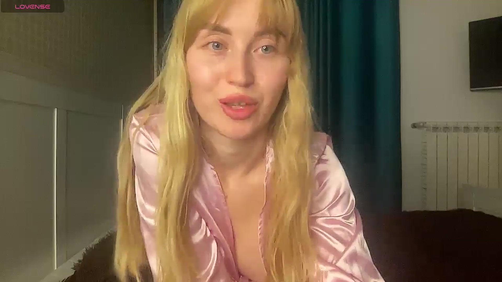 Gallery image thumbnail from Cherry_Miss's myfreecams stream on, 04/22/2024, 21:03 image 15 of 20
