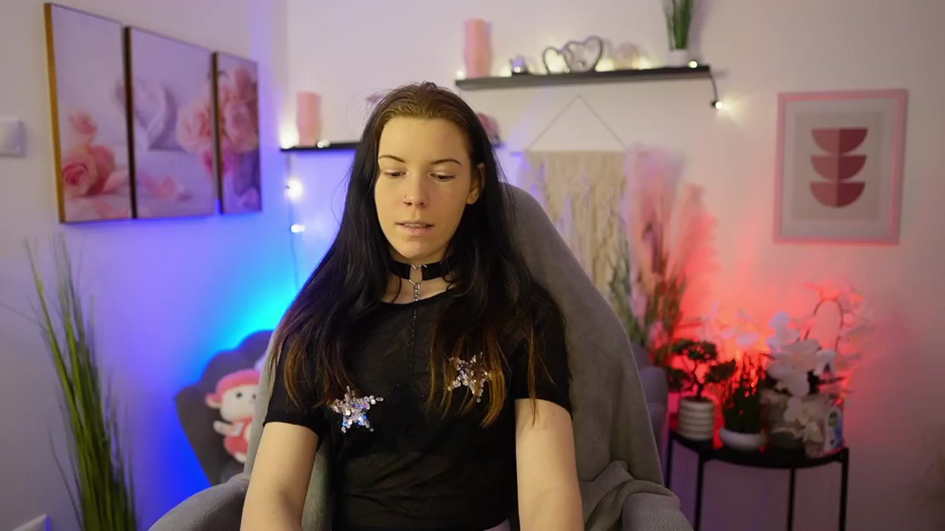 Gallery image thumbnail from Cherry_Rain's myfreecams stream on, 02/08/2026, 16:33 image 2 of 20