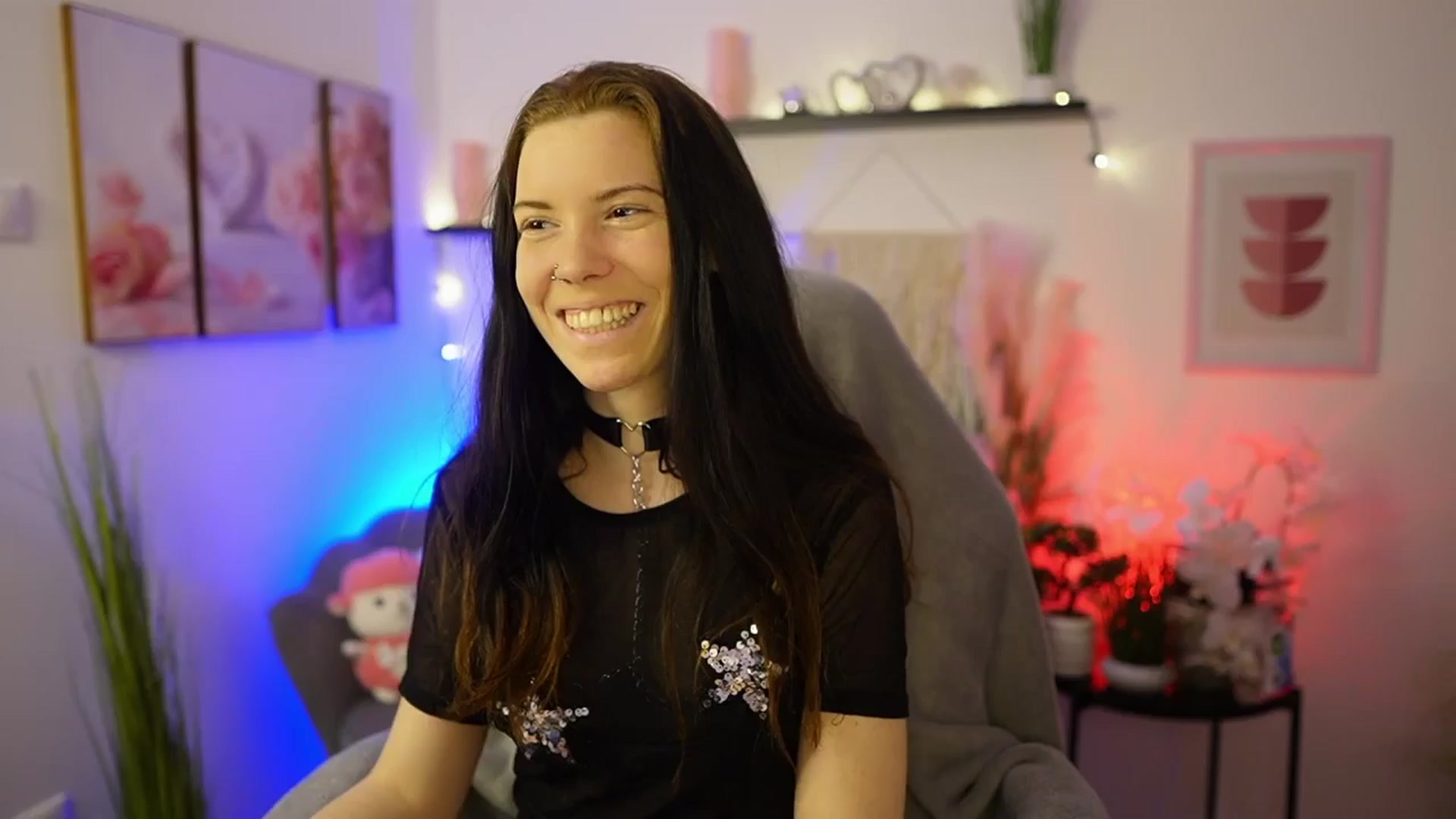 Gallery image thumbnail from Cherry_Rain's myfreecams stream on, 02/08/2026, 18:53 image 20 of 20