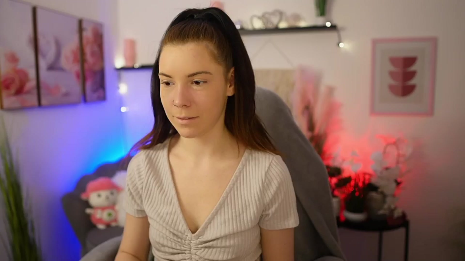Gallery image thumbnail from Cherry_Rain's myfreecams stream on, 02/09/2026, 15:10 image 4 of 20