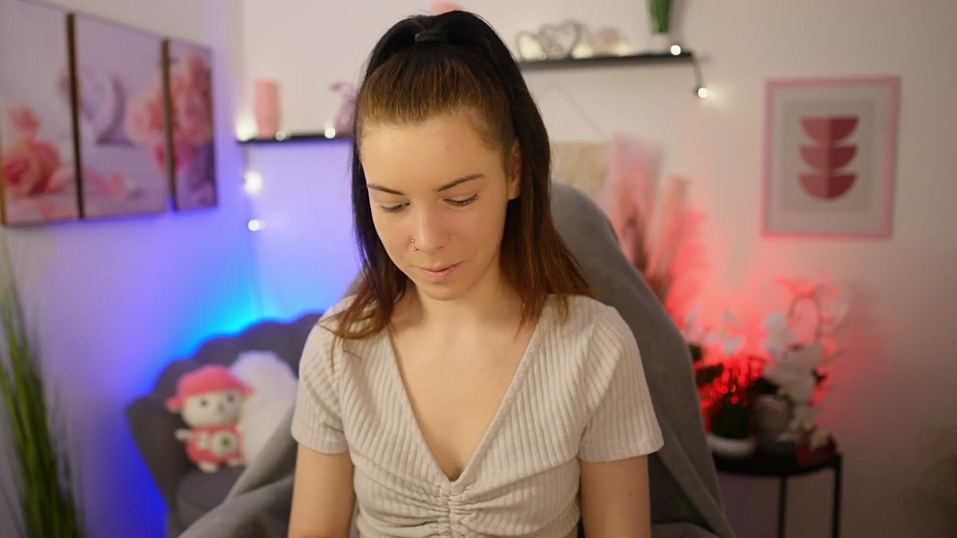 Gallery image thumbnail from Cherry_Rain's myfreecams stream on, 02/09/2026, 16:40 image 4 of 20