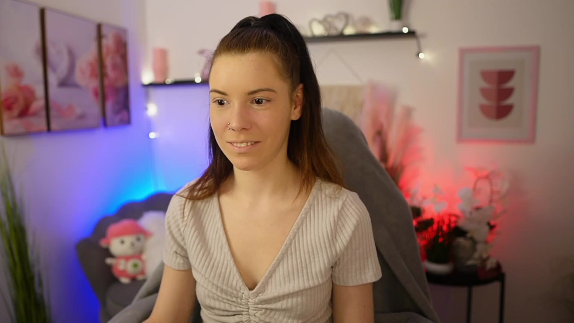 Gallery image thumbnail from Cherry_Rain's myfreecams stream on, 02/09/2026, 16:40 image 3 of 20