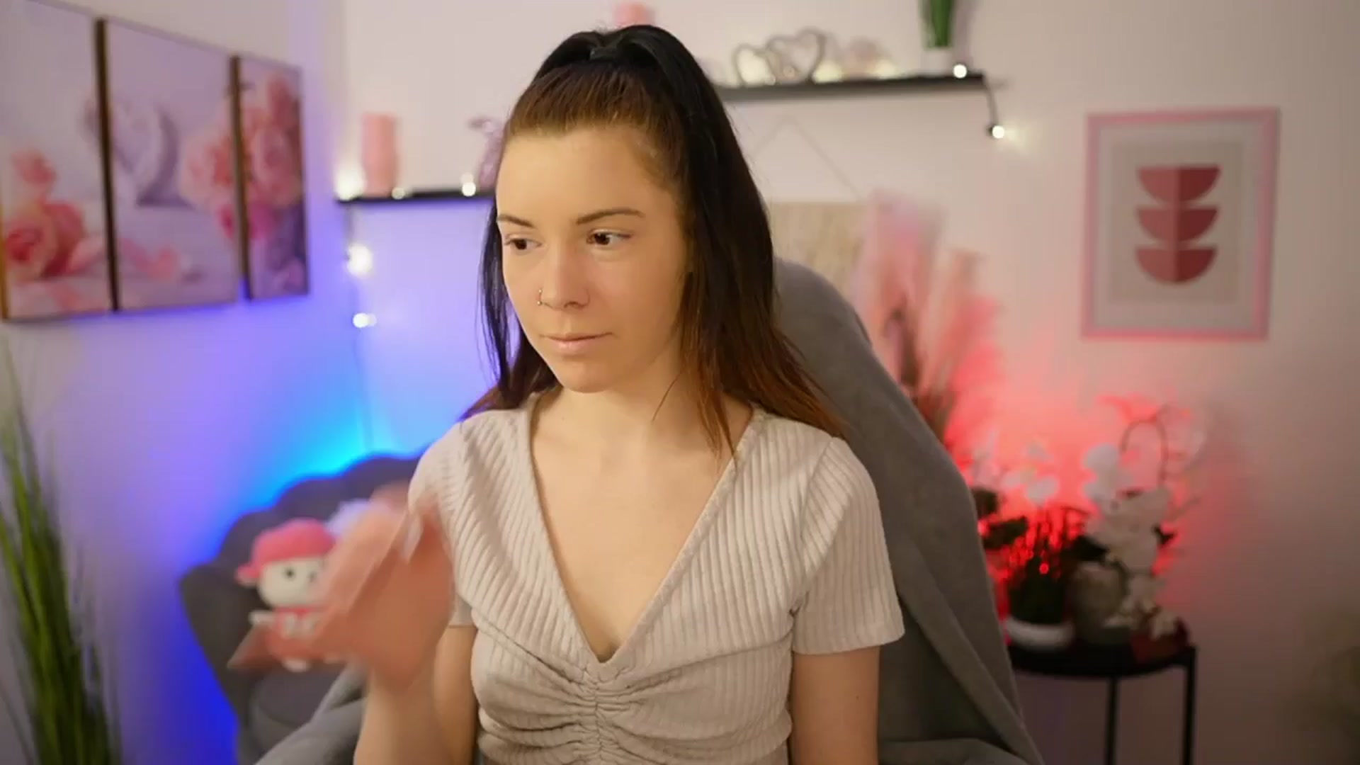 Gallery image thumbnail from Cherry_Rain's myfreecams stream on, 02/09/2026, 16:40 image 1 of 20