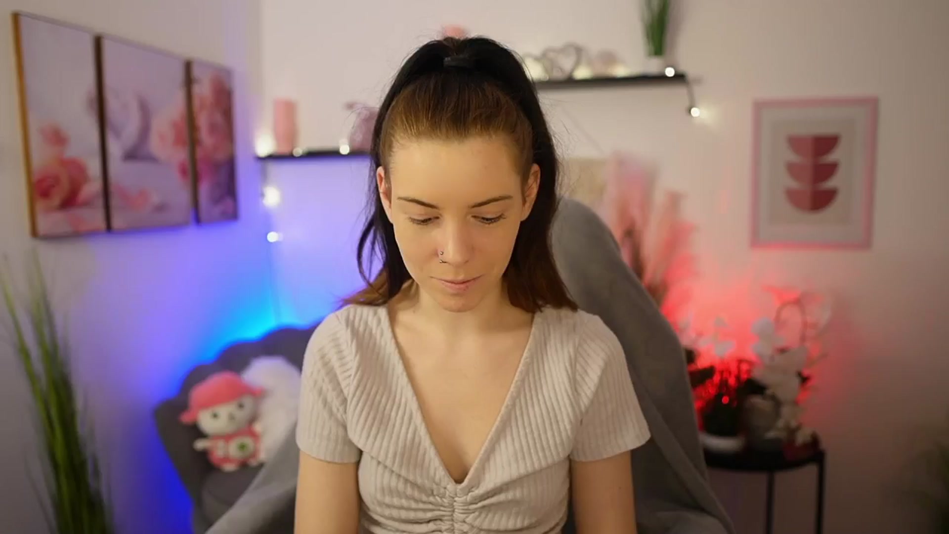 Gallery image thumbnail from Cherry_Rain's myfreecams stream on, 02/09/2026, 18:55 image 11 of 20