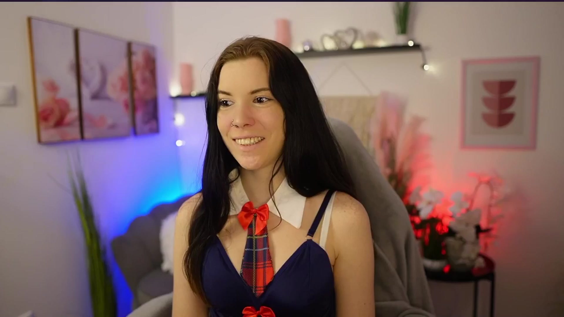 Gallery image thumbnail from Cherry_Rain's myfreecams stream on, 02/18/2026, 15:57 image 16 of 20