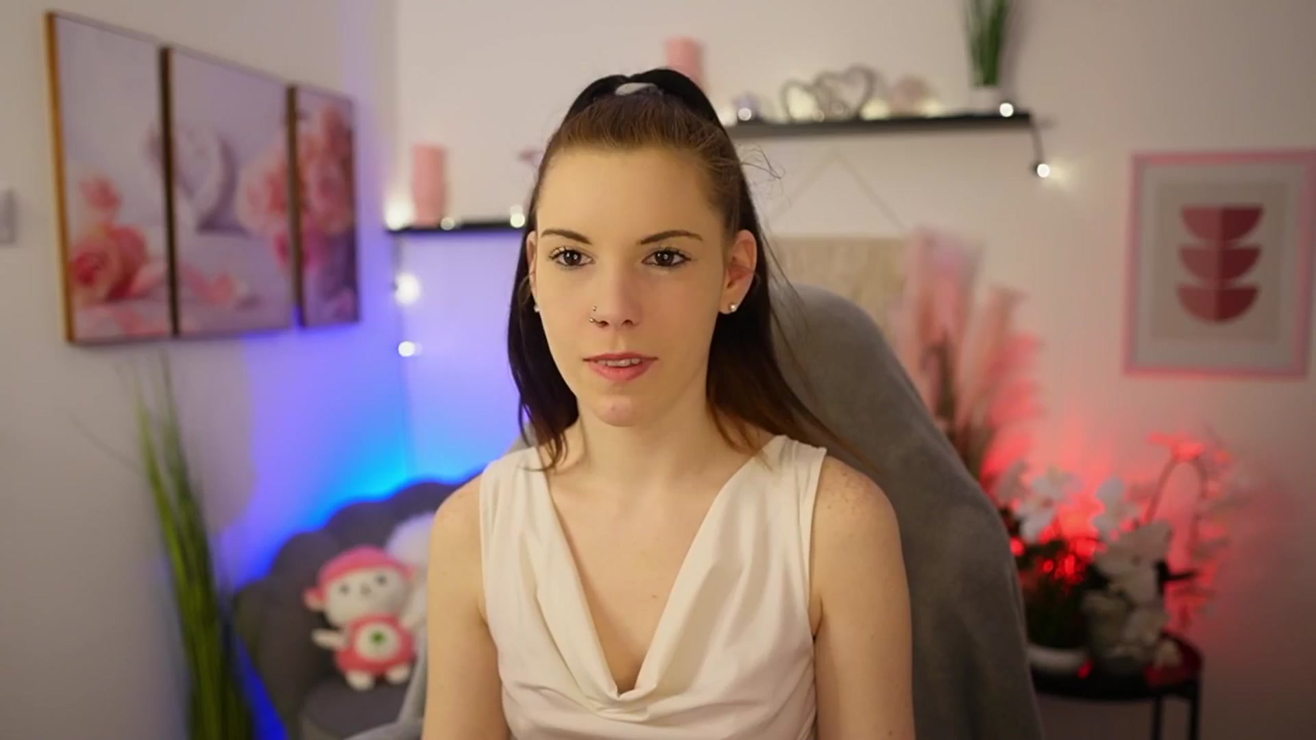 Gallery image thumbnail from Cherry_Rain's myfreecams stream on, 02/21/2026, 14:43 image 10 of 20