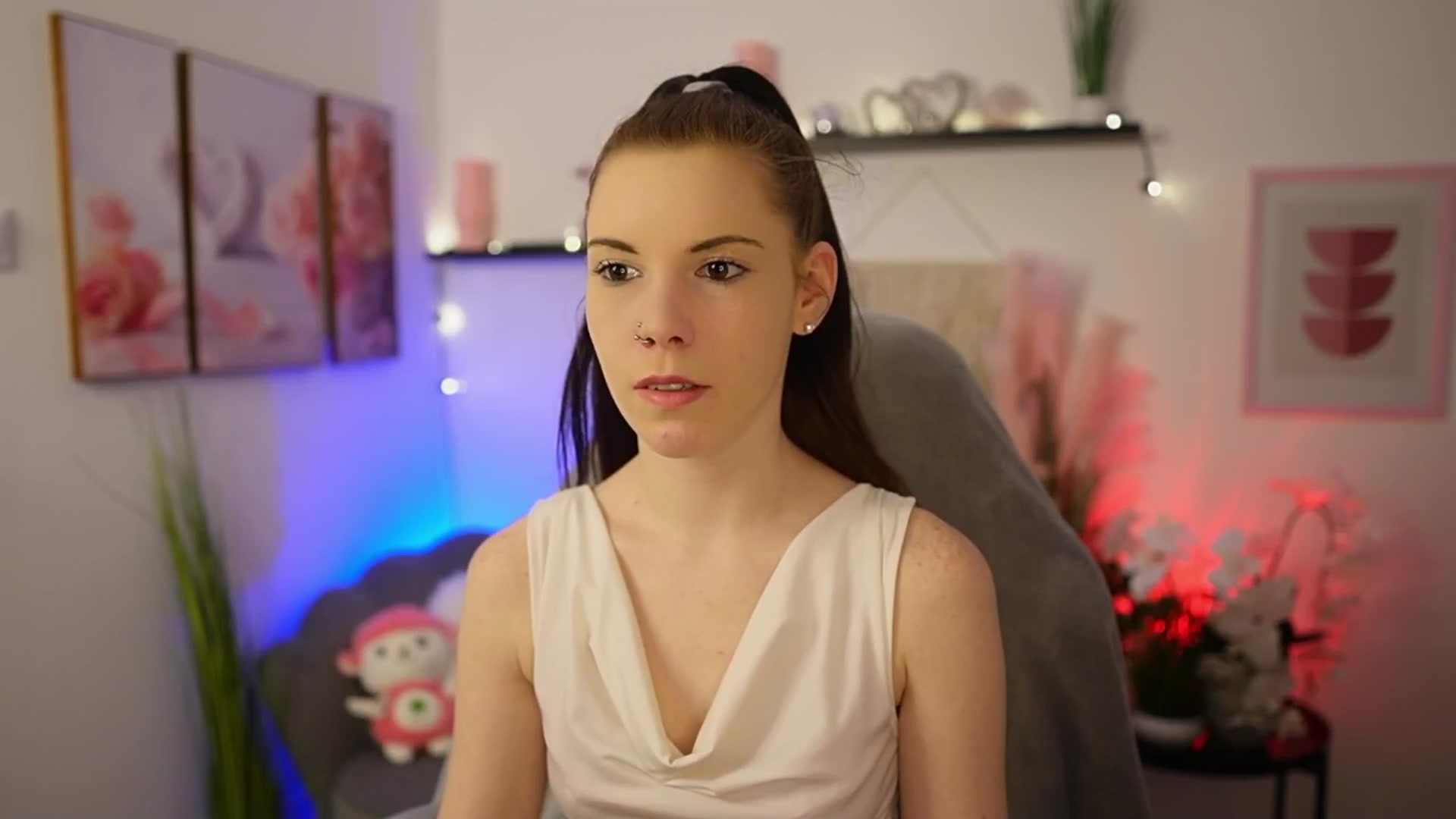 Gallery image thumbnail from Cherry_Rain's myfreecams stream on, 02/21/2026, 14:43 image 6 of 20