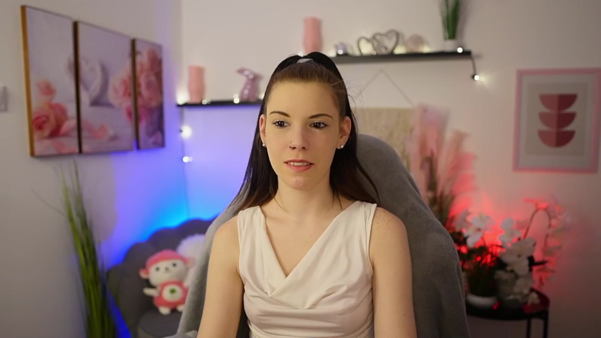 Gallery image thumbnail from Cherry_Rain's myfreecams stream on, 02/21/2026, 14:43 image 3 of 20
