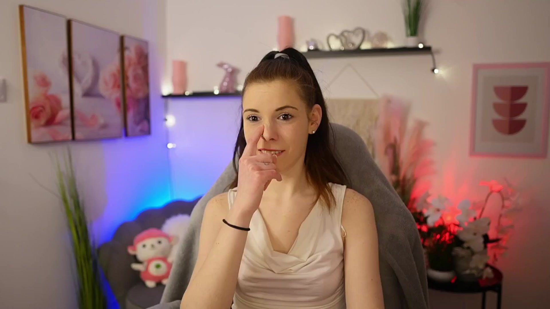 Gallery image thumbnail from Cherry_Rain's myfreecams stream on, 02/21/2026, 16:46 image 9 of 20
