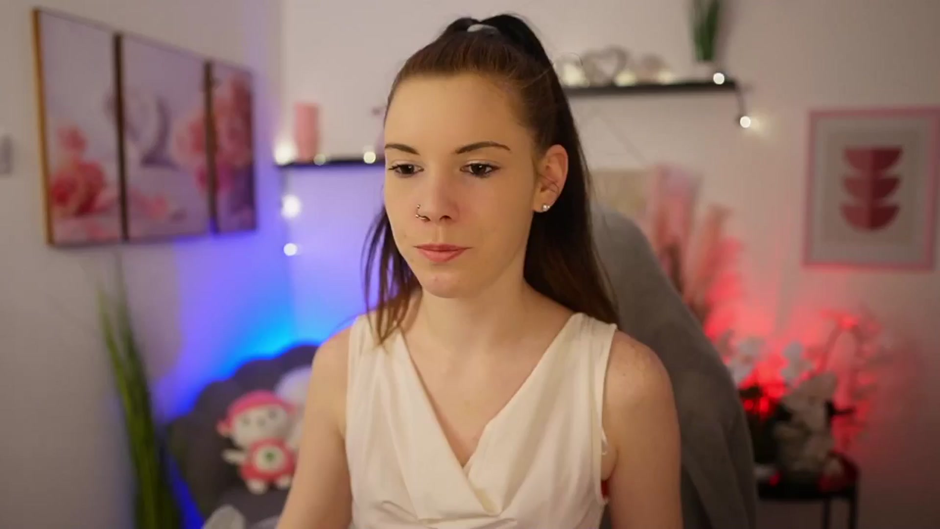 Gallery image thumbnail from Cherry_Rain's myfreecams stream on, 02/21/2026, 16:46 image 11 of 20