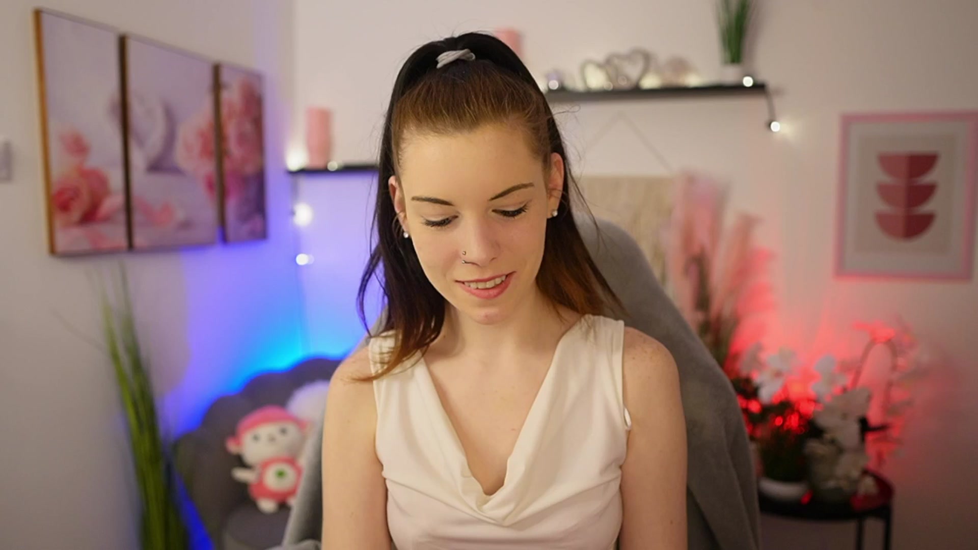 Gallery image thumbnail from Cherry_Rain's myfreecams stream on, 02/21/2026, 16:46 image 4 of 20