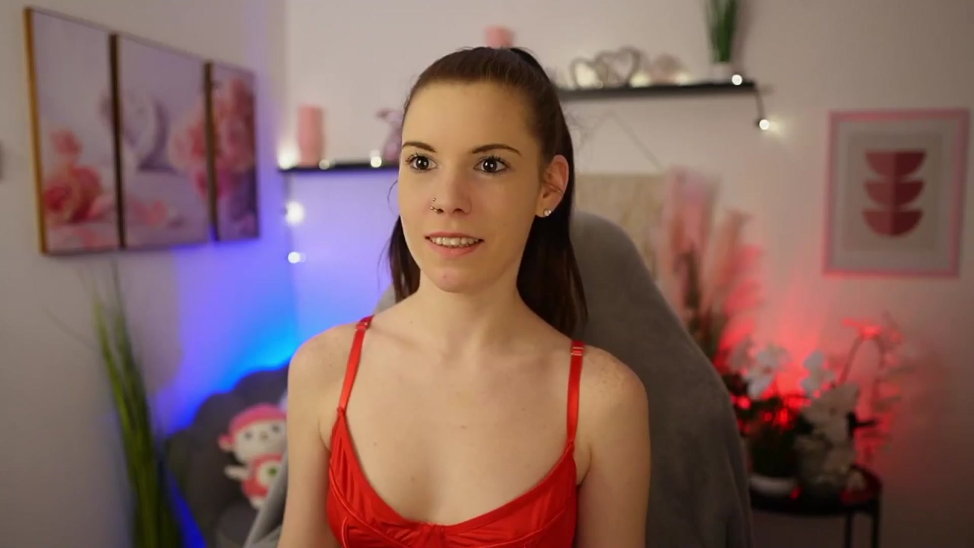 Gallery image thumbnail from Cherry_Rain's myfreecams stream on, 02/21/2026, 18:13 image 15 of 20