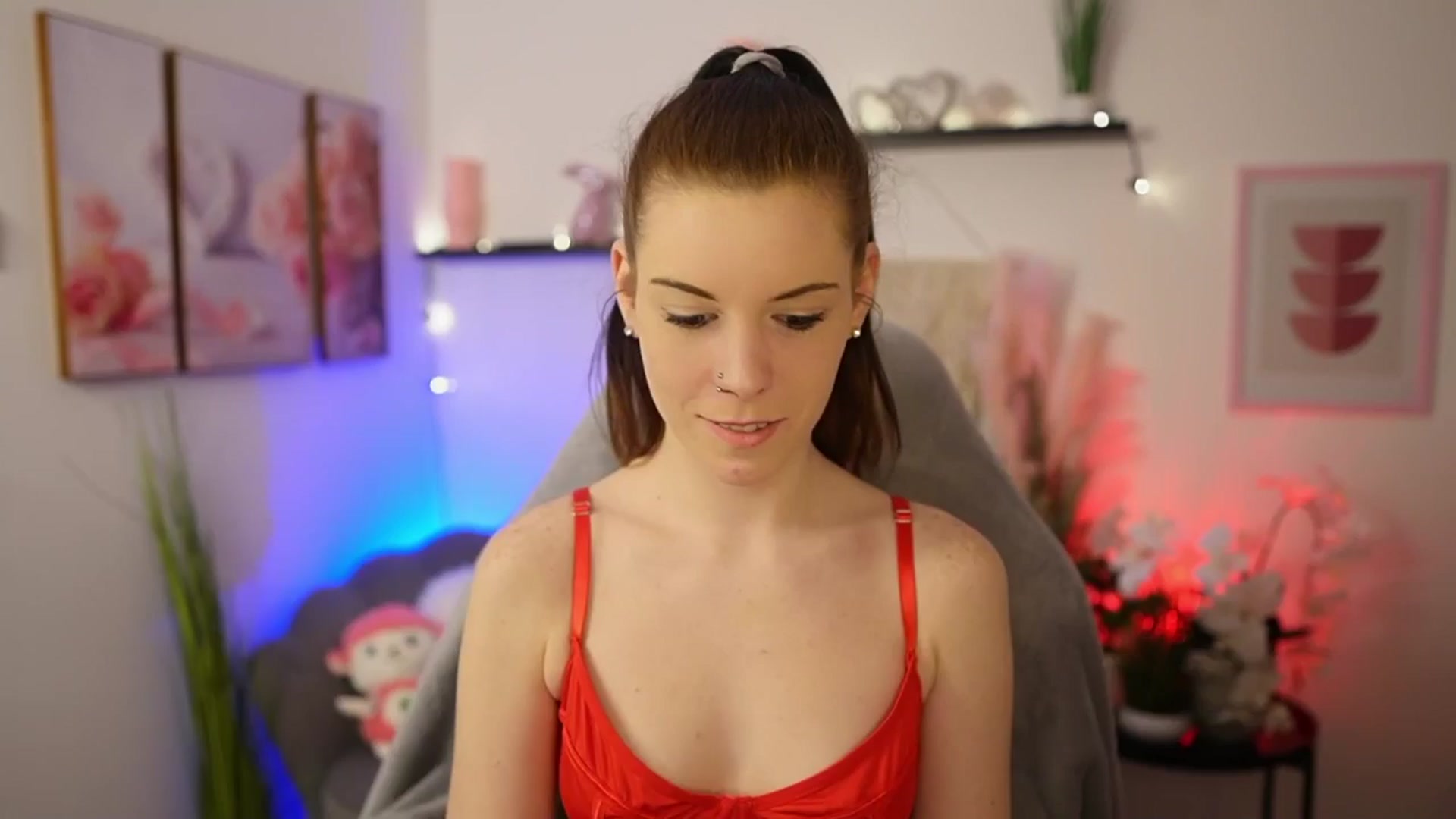 Gallery image thumbnail from Cherry_Rain's myfreecams stream on, 02/21/2026, 18:13 image 16 of 20