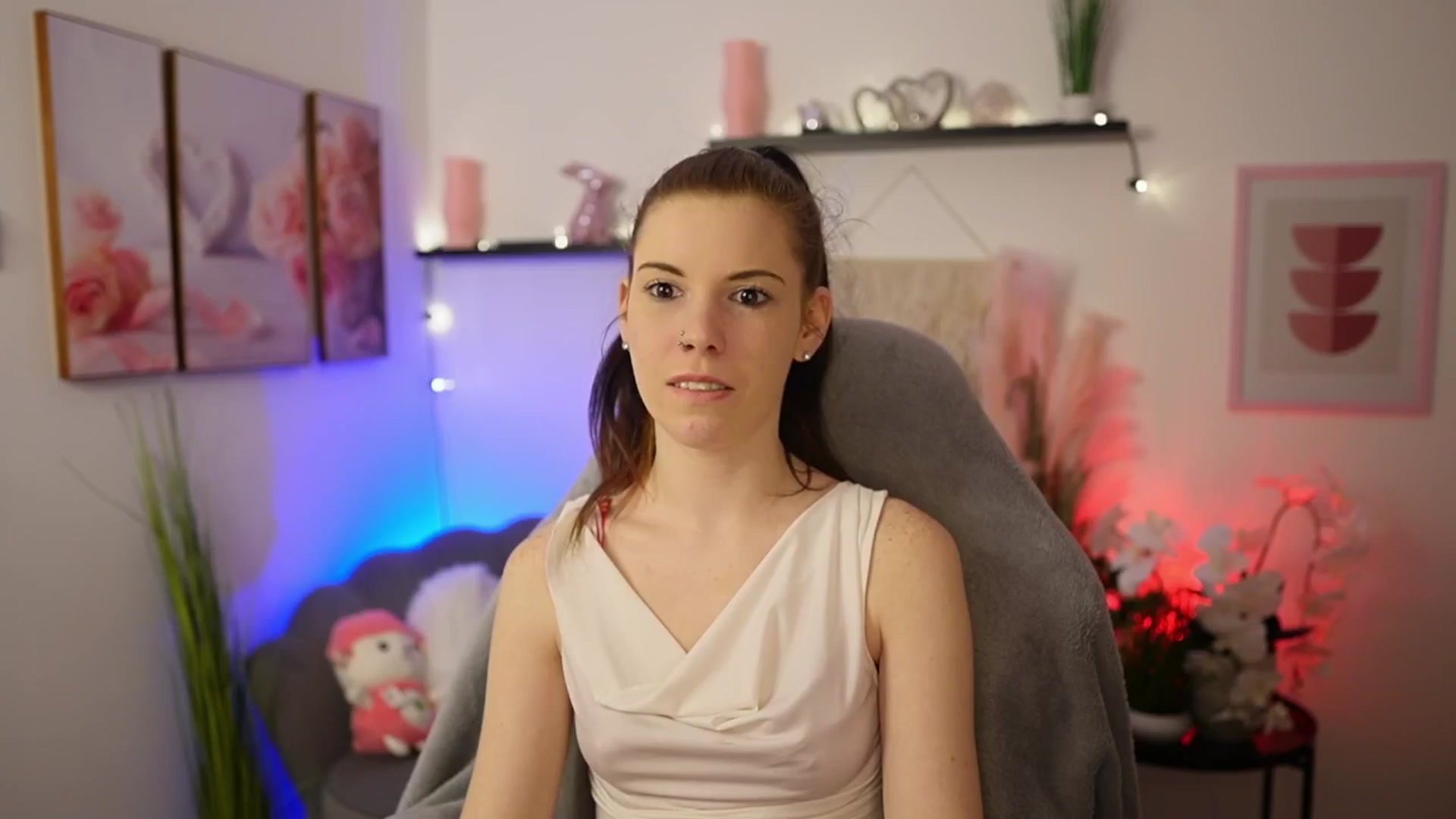 Gallery image thumbnail from Cherry_Rain's myfreecams stream on, 02/21/2026, 18:47 image 1 of 20
