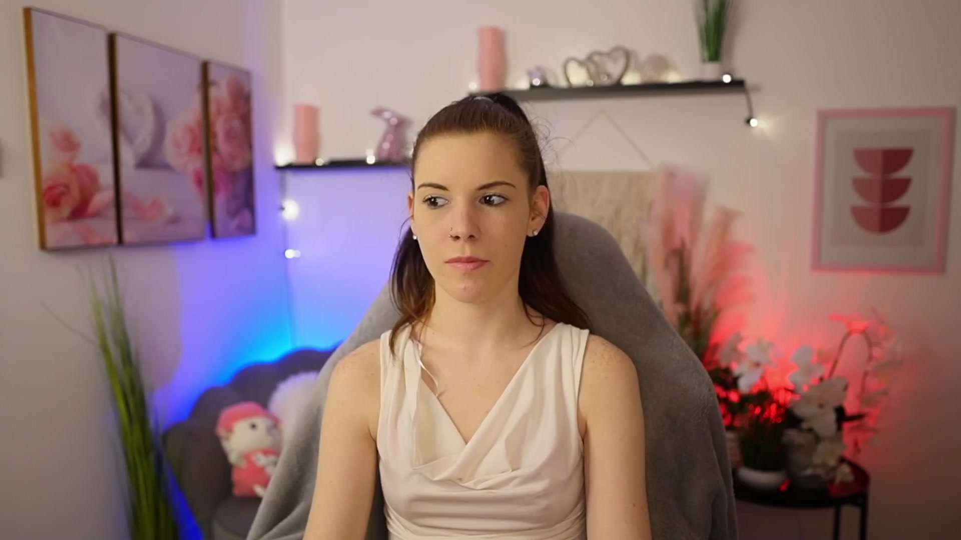 Gallery image thumbnail from Cherry_Rain's myfreecams stream on, 02/21/2026, 18:47 image 7 of 20