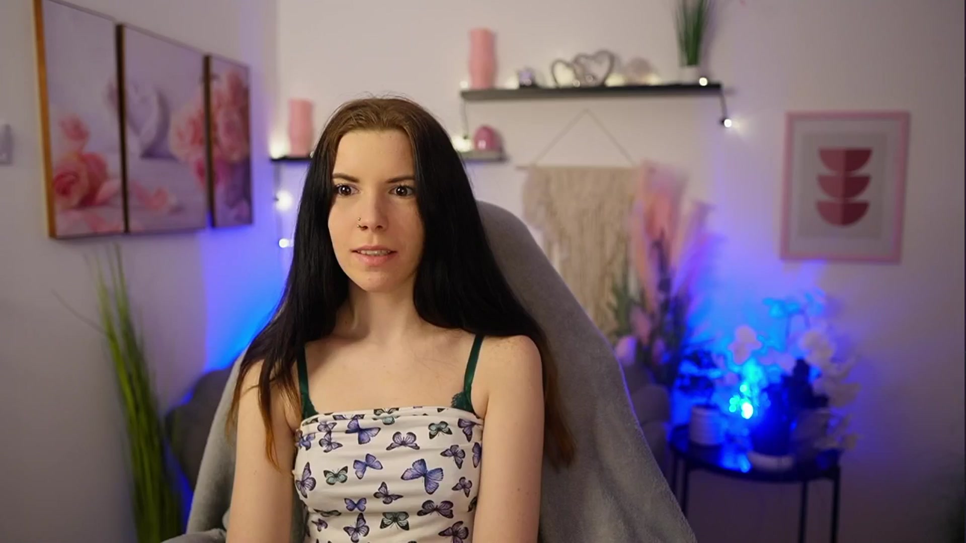 Gallery image thumbnail from Cherry_Rain's myfreecams stream on, 02/25/2026, 18:55 image 2 of 20