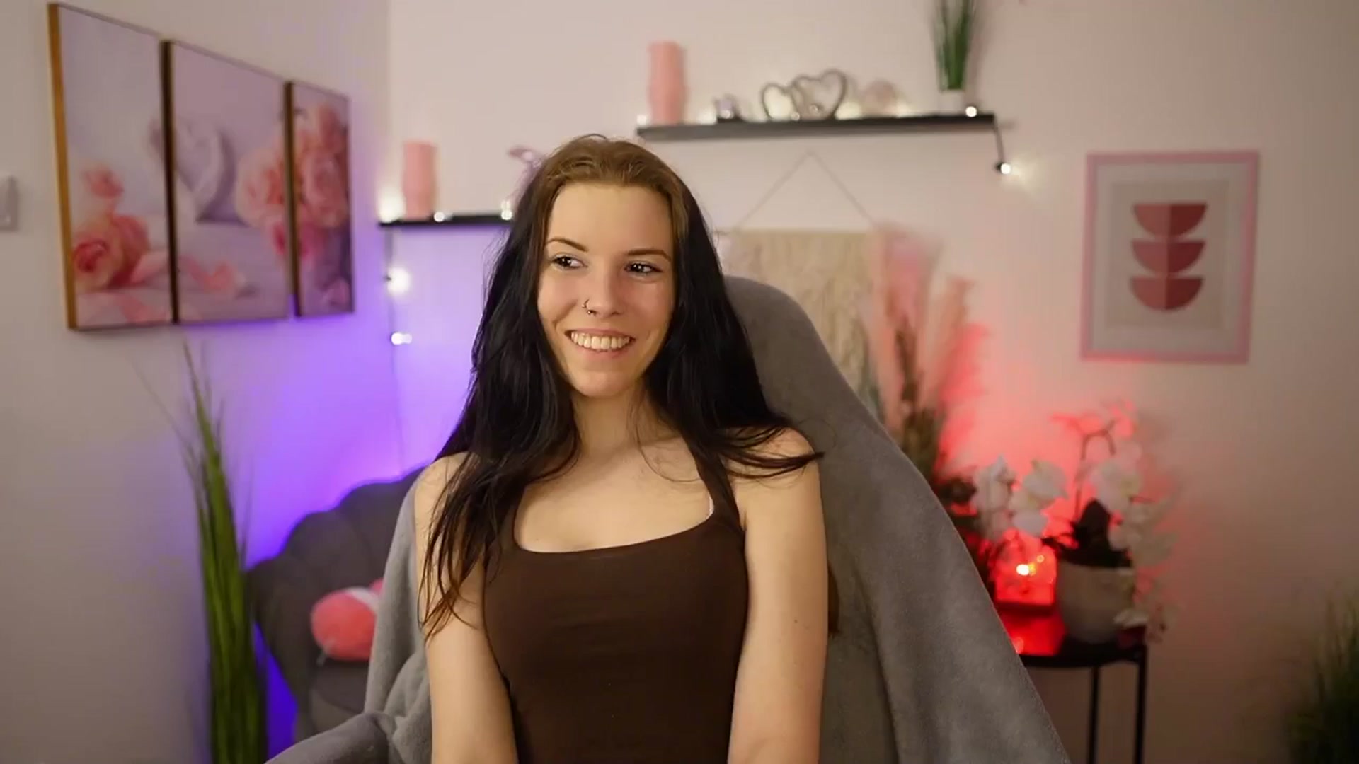 Gallery image thumbnail from Cherry_Rain's myfreecams stream on, 03/08/2026, 18:53 image 14 of 20