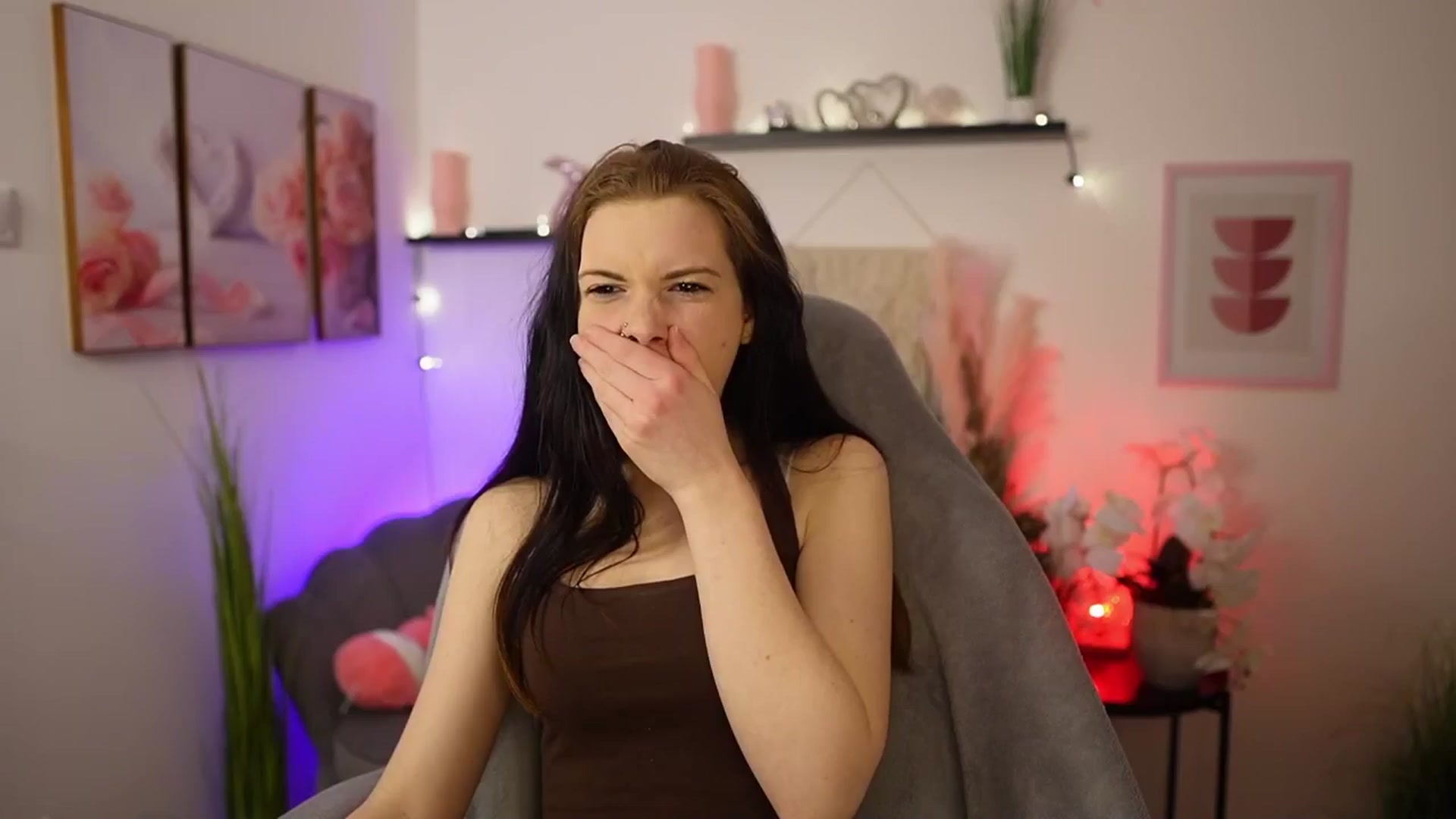 Gallery image thumbnail from Cherry_Rain's myfreecams stream on, 03/08/2026, 18:53 image 13 of 20