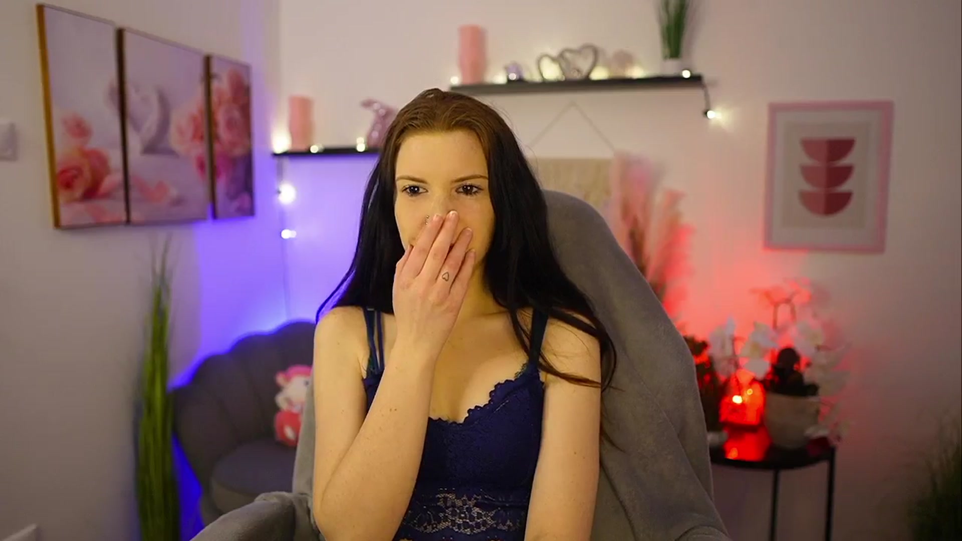Gallery image thumbnail from Cherry_Rain's myfreecams stream on, 03/11/2026, 15:56 image 10 of 20