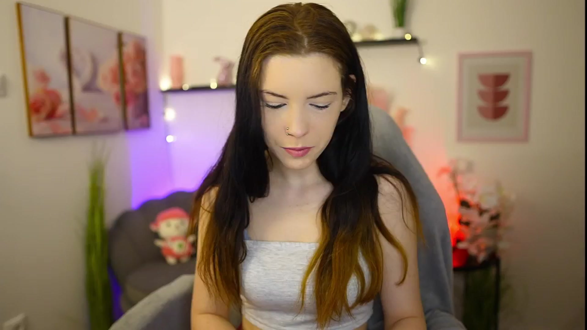 Gallery image thumbnail from Cherry_Rain's myfreecams stream on, 03/31/2026, 13:39 image 3 of 20