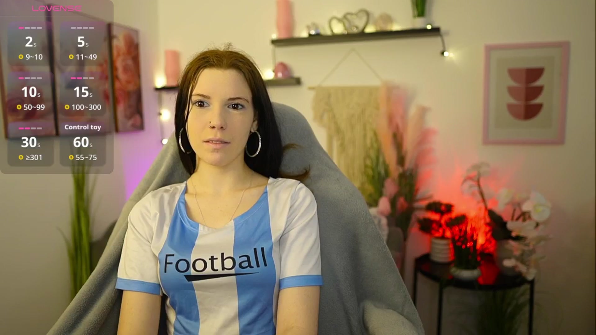 Gallery image thumbnail from Cherry_Rain's myfreecams stream on, 04/17/2026, 14:57 image 18 of 20