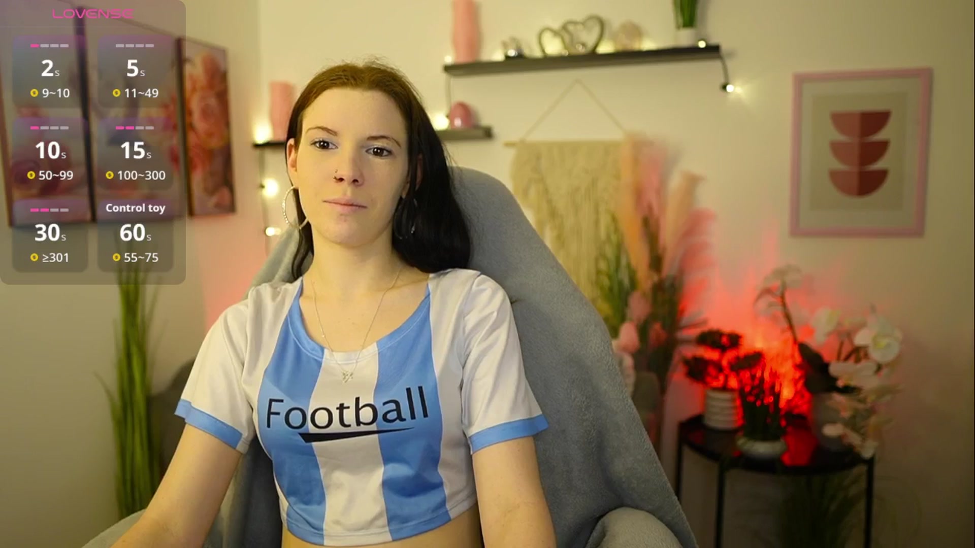 Gallery image thumbnail from Cherry_Rain's myfreecams stream on, 04/17/2026, 17:27 image 8 of 20