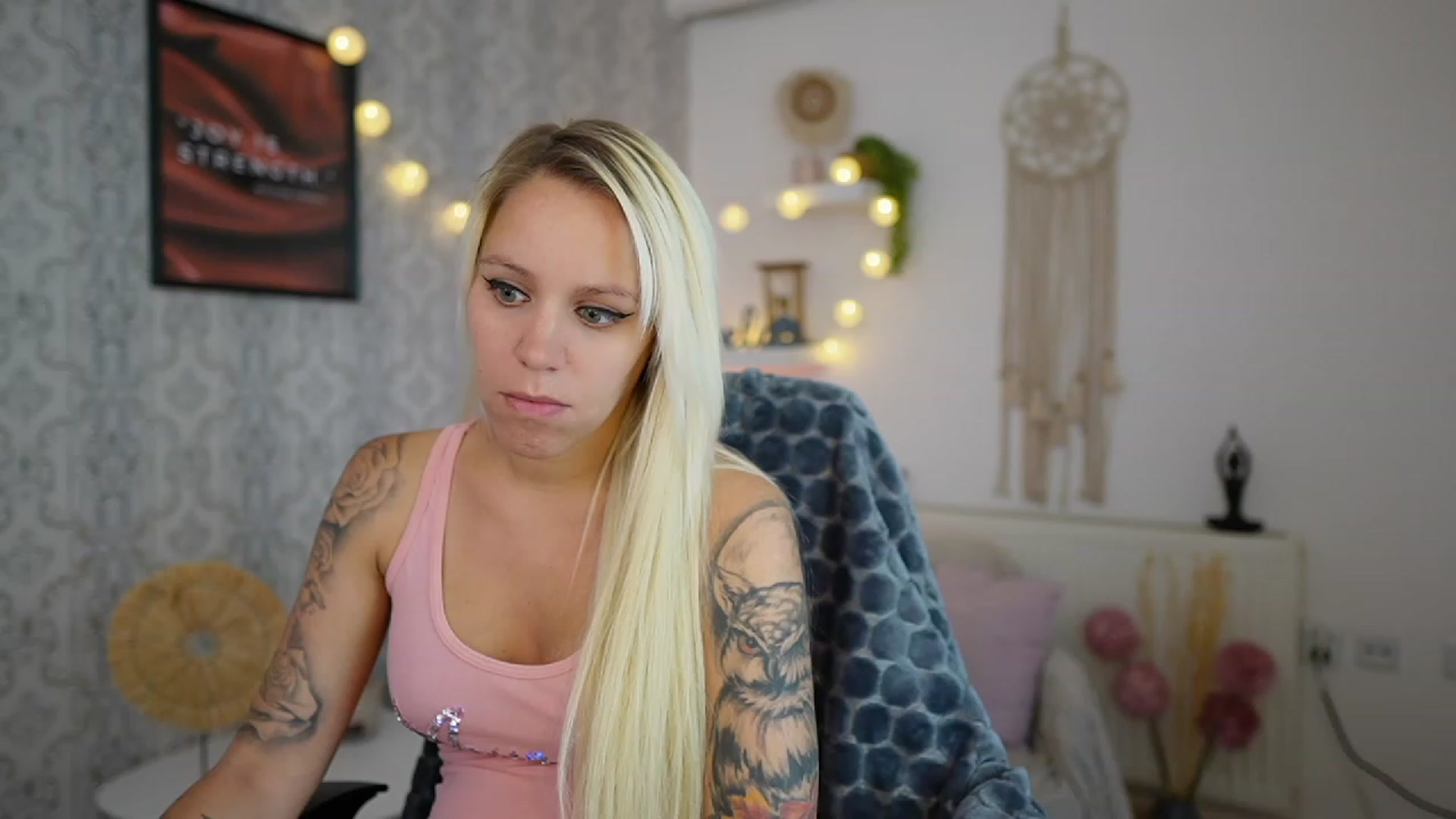 Gallery image thumbnail from Cherry__Blond's myfreecams stream on, 07/10/2023, 10:42 image 2 of 20