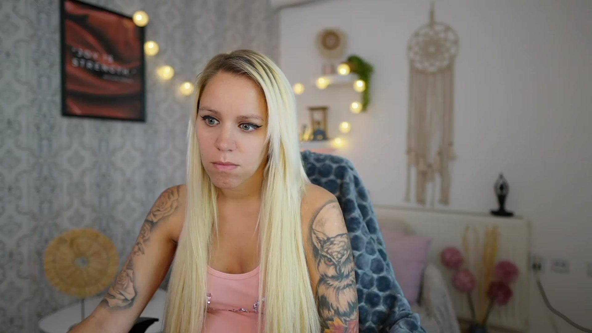Gallery image thumbnail from Cherry__Blond's myfreecams stream on, 07/10/2023, 10:42 image 8 of 20