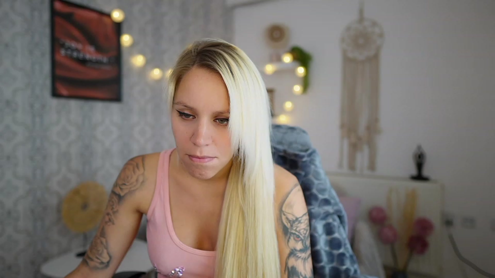 Gallery image thumbnail from Cherry__Blond's myfreecams stream on, 07/10/2023, 13:44 image 11 of 20