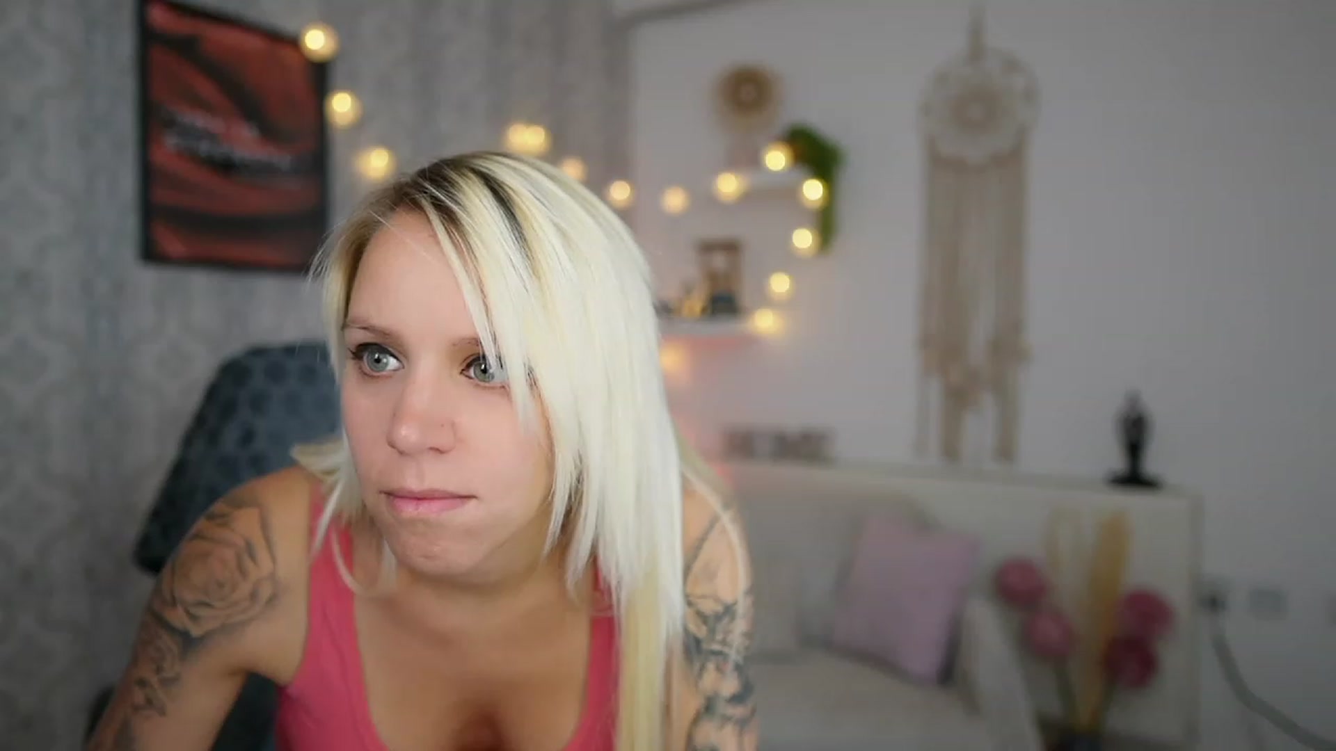 Gallery image thumbnail from Cherry__Blond's myfreecams stream on, 07/11/2023, 09:10 image 18 of 20