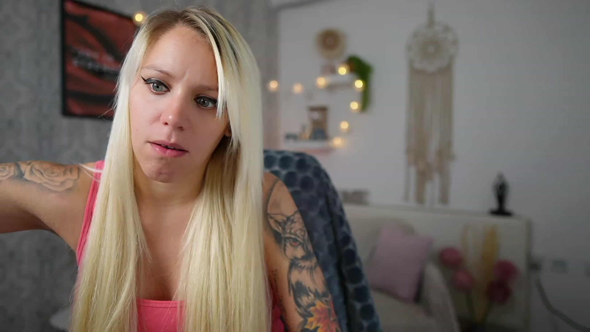Gallery image thumbnail from Cherry__Blond's myfreecams stream on, 07/11/2023, 09:10 image 6 of 20