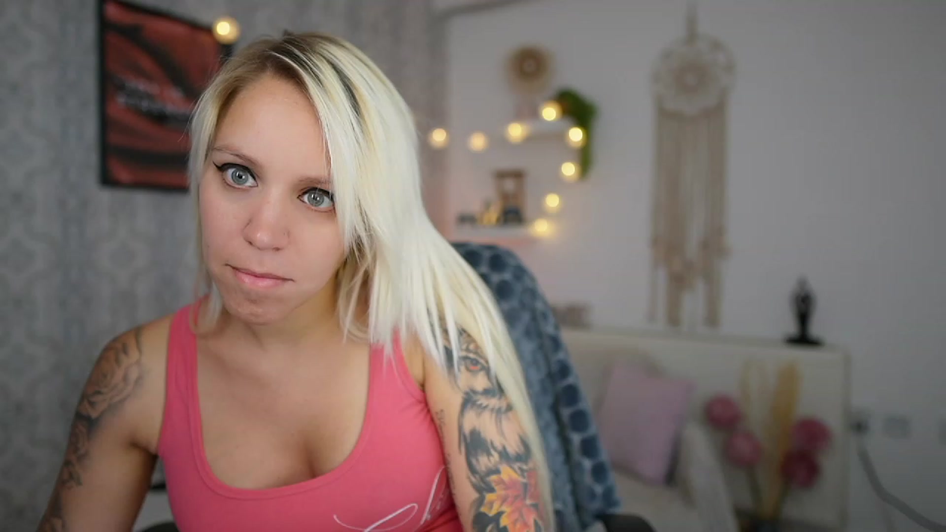 Gallery image thumbnail from Cherry__Blond's myfreecams stream on, 07/11/2023, 09:10 image 15 of 20