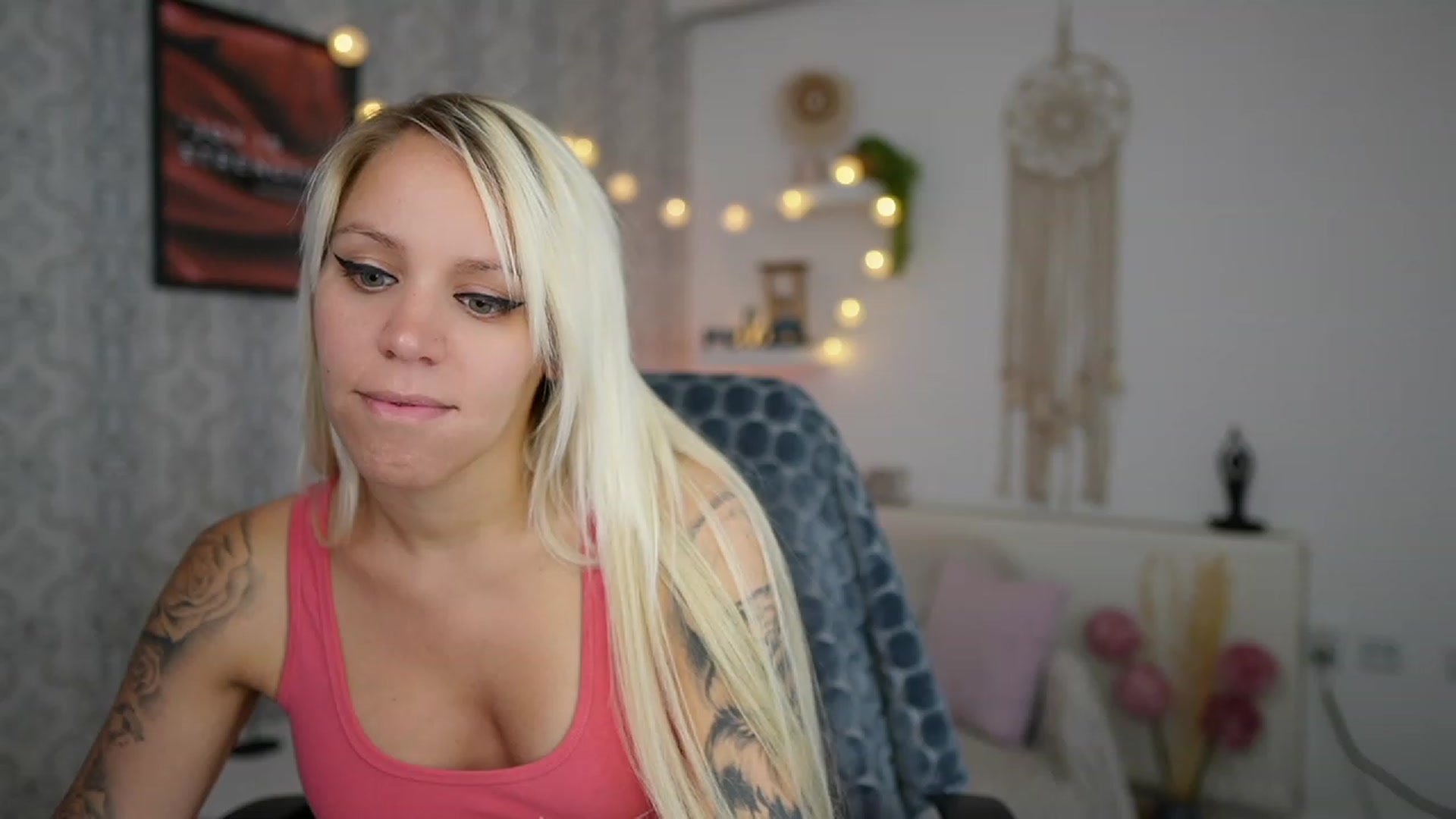 Gallery image thumbnail from Cherry__Blond's myfreecams stream on, 07/11/2023, 09:10 image 17 of 20