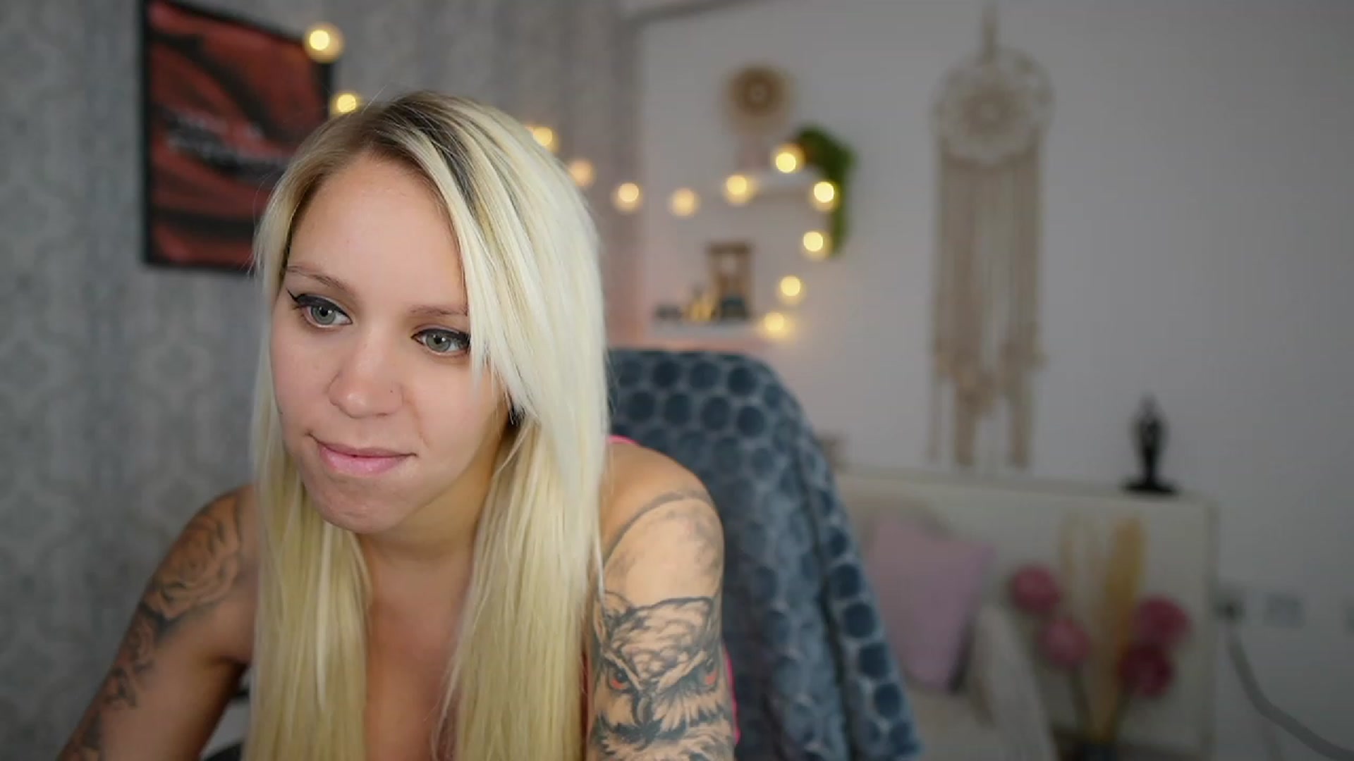 Gallery image thumbnail from Cherry__Blond's myfreecams stream on, 07/11/2023, 10:02 image 16 of 20