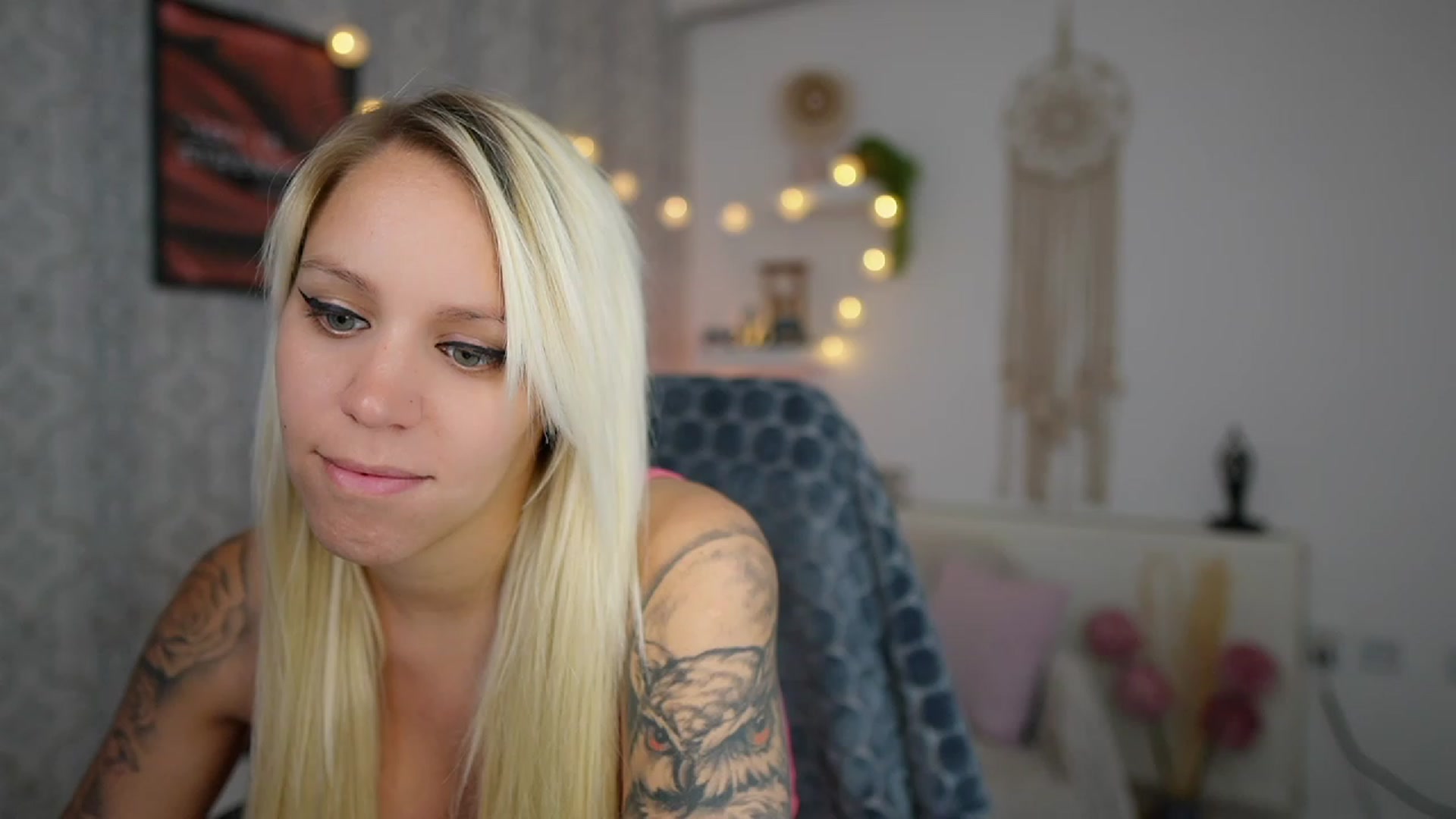 Gallery image thumbnail from Cherry__Blond's myfreecams stream on, 07/11/2023, 10:02 image 17 of 20